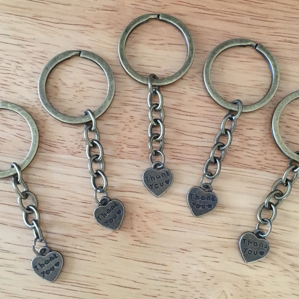 🔑 5 NWOT KEY RINGS! 🔑 - Picture 2 of 8