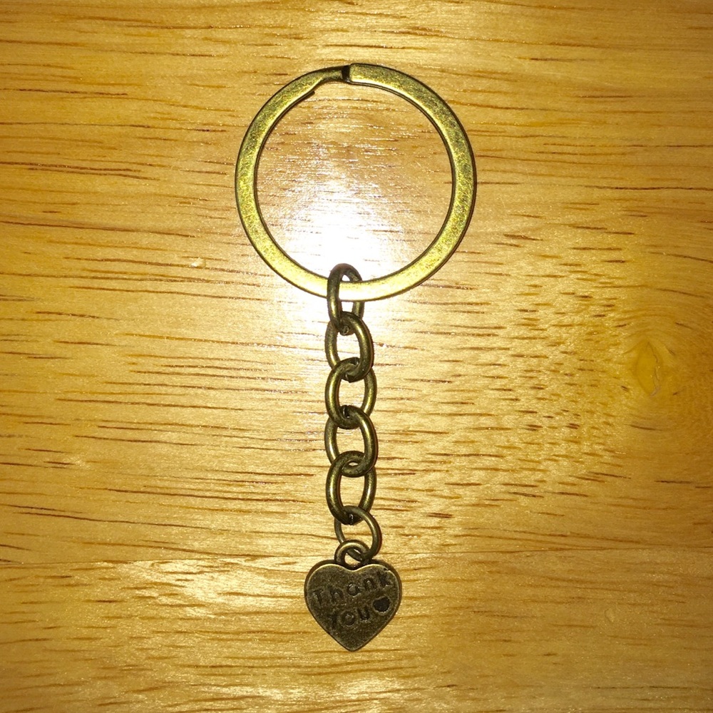 🔑 5 NWOT KEY RINGS! 🔑 - Picture 7 of 8