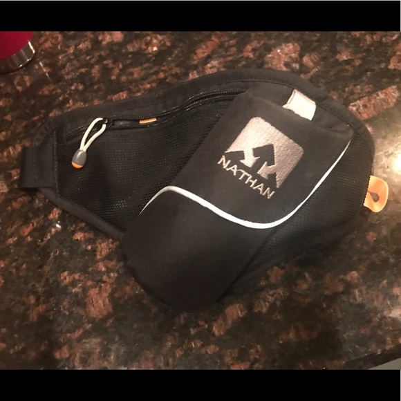 Nathan water bottle belt - Picture 1 of 4