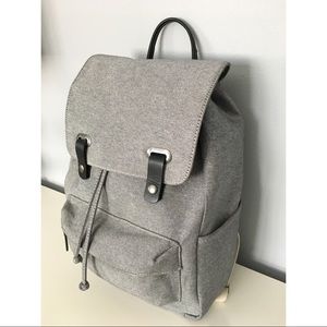 Everlane Classic Twill Snap Backpack