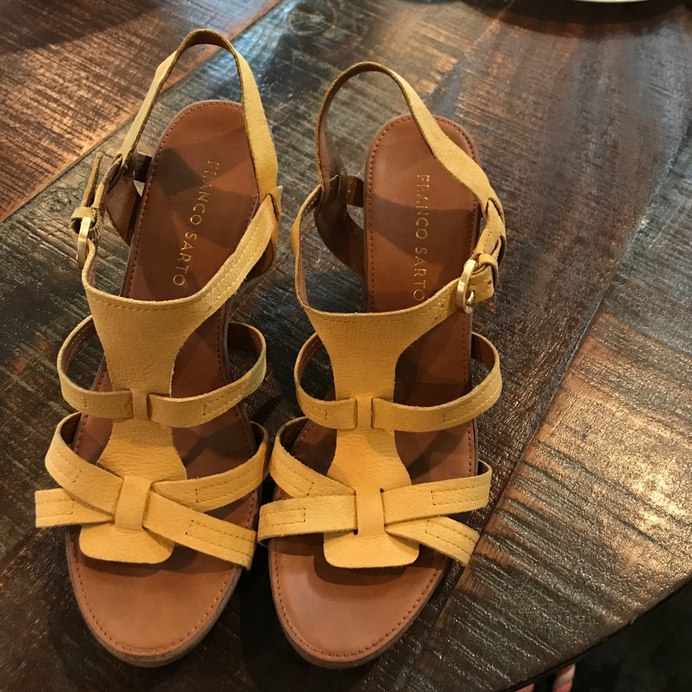 Pale Yellow wedges size 8 Franco Sarto