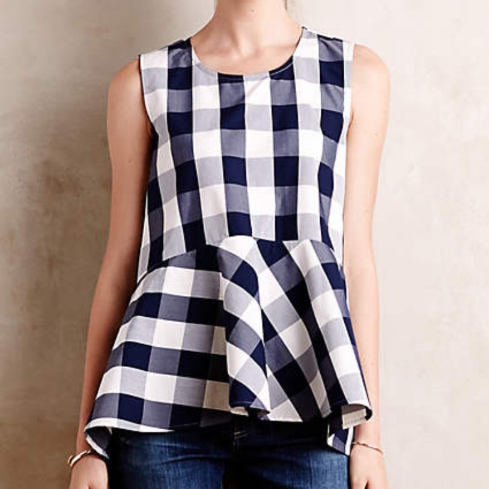 Gingham sleeveless blouse