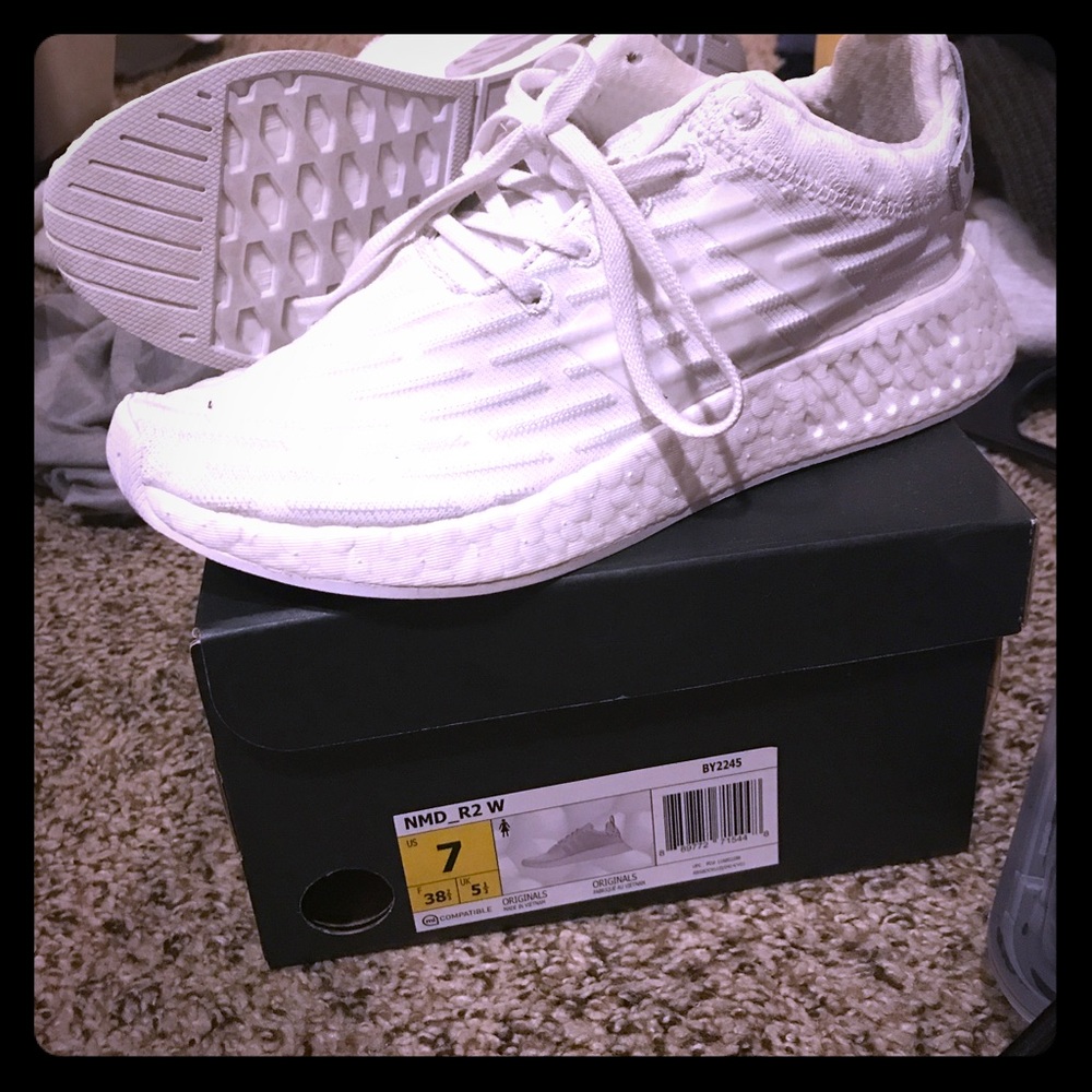 NMD_R2