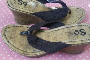 Wedges size 6 womens.