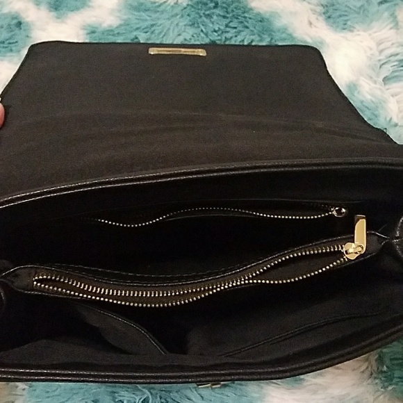 Black faux leather shoulder bag - Picture 2 of 5