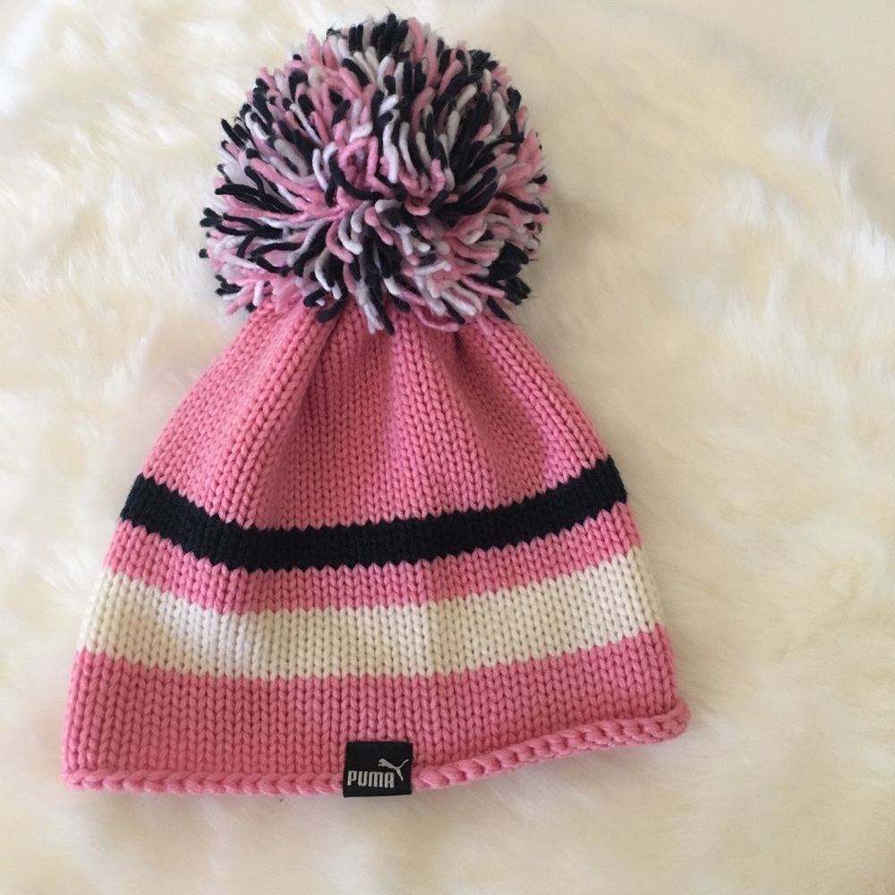 Puma large Pom Pom hat