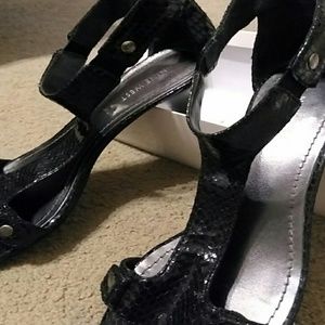 Nine West black strappy heel