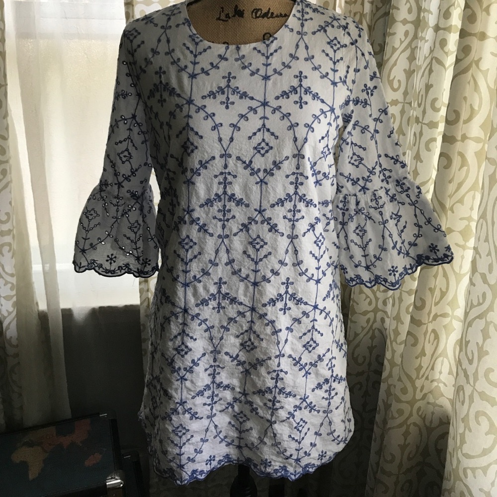 Cotton blue and white tunic dress