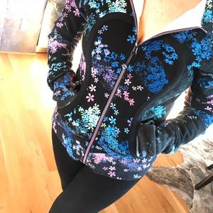 lululemon scuba hoodie