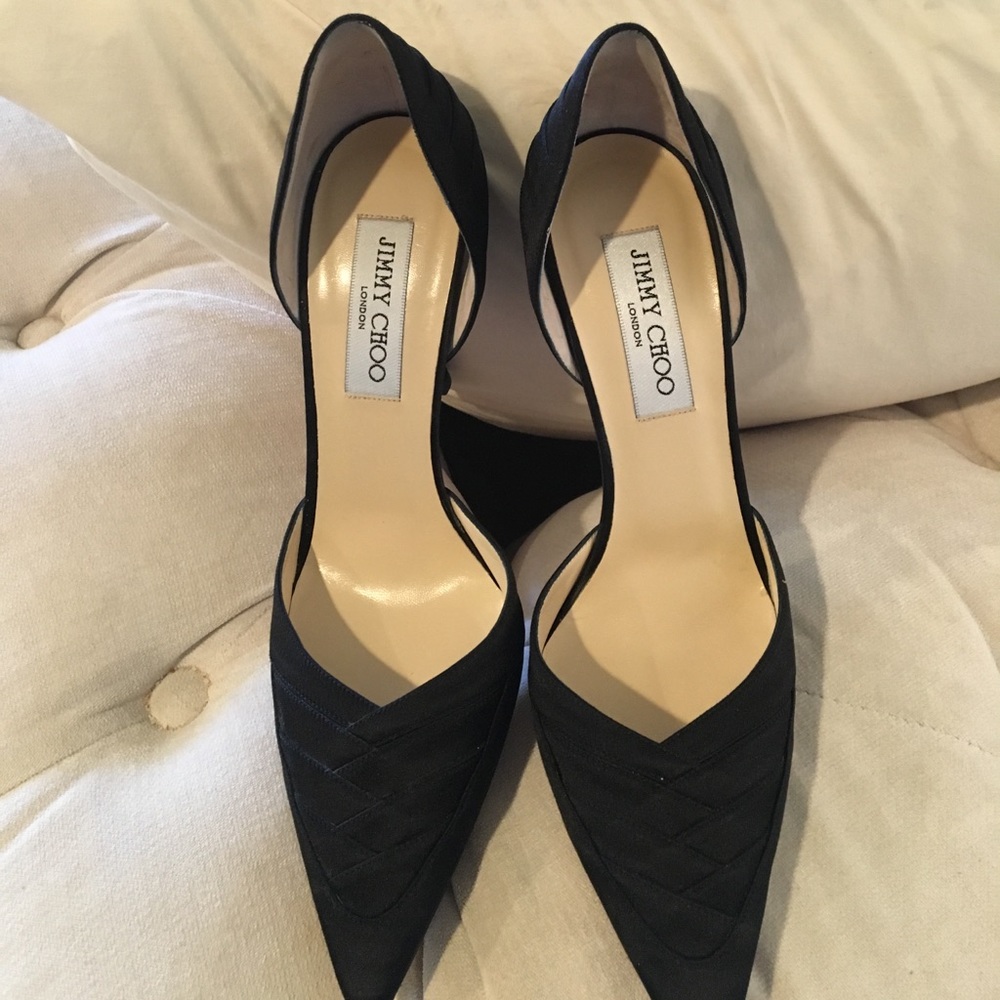 Jimmy Choo's black satin pump