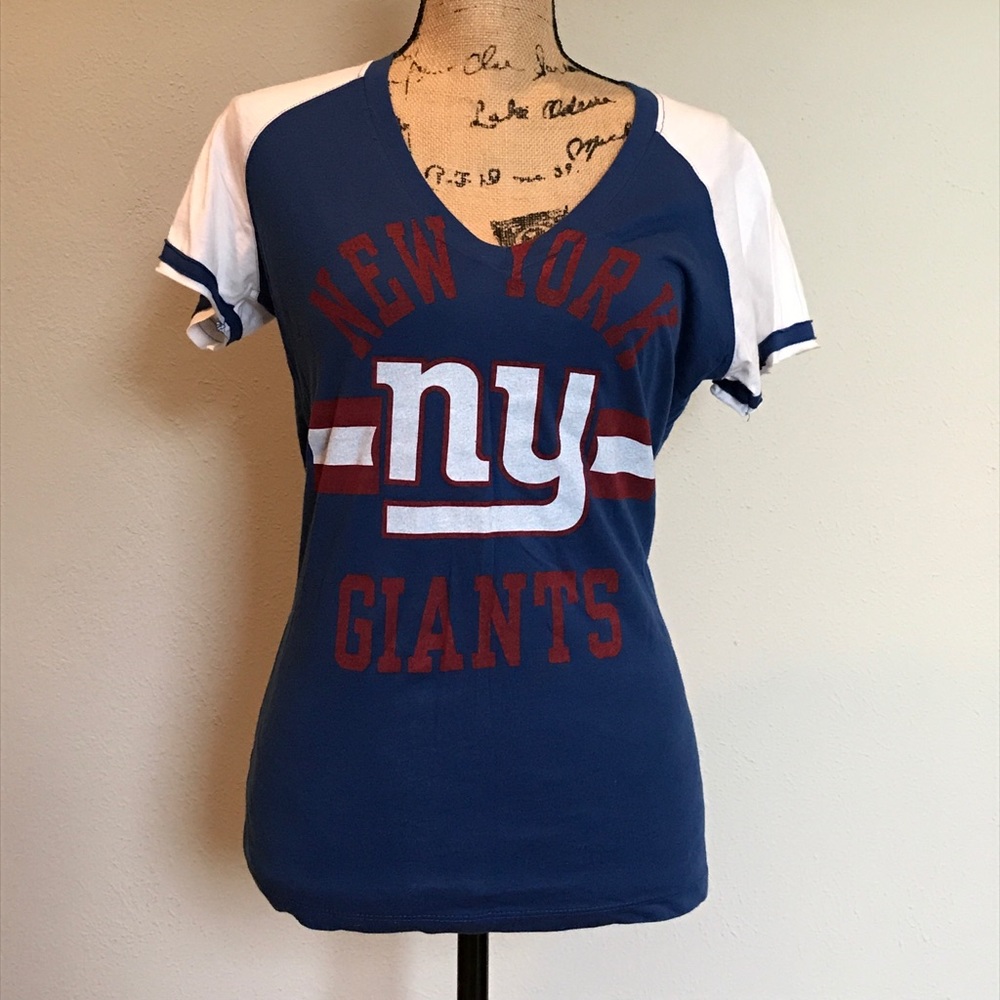 Women NFL t-shirt NY Giants sz M used twice