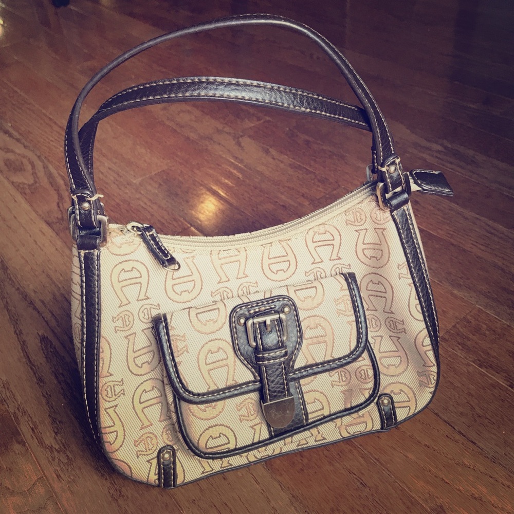 Etienne Aigner purse.