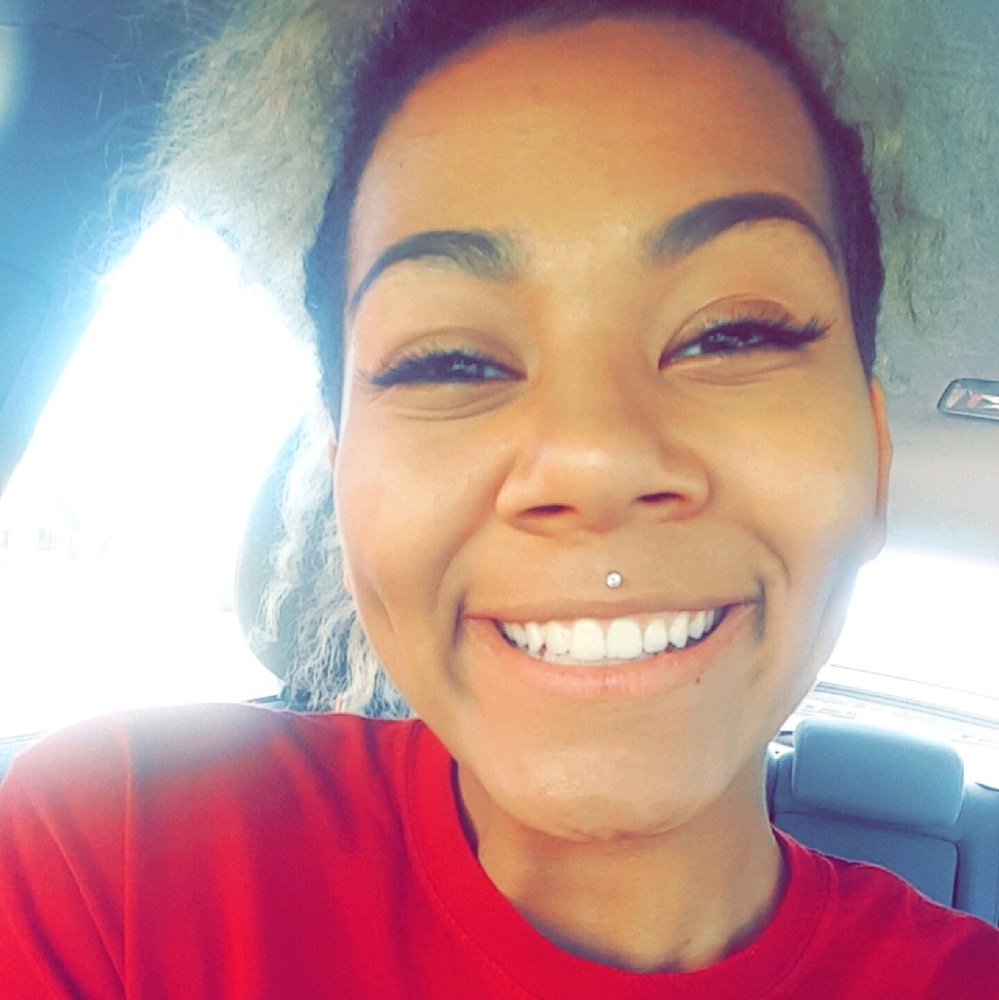 Meet your Posher, Shayla