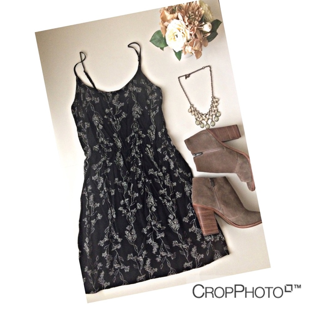 Old Navy Black and White Floral Mini Dress