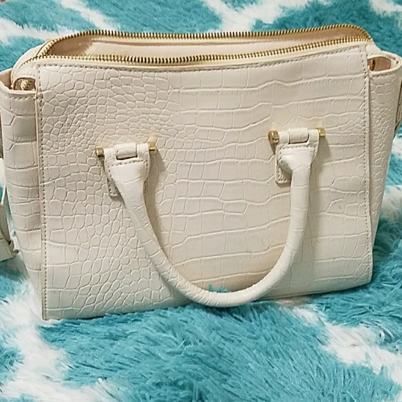 Cream/Ivory Crossbody/Handbag - Picture 3 of 5