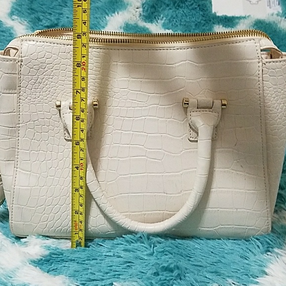 Cream/Ivory Crossbody/Handbag - Picture 5 of 5