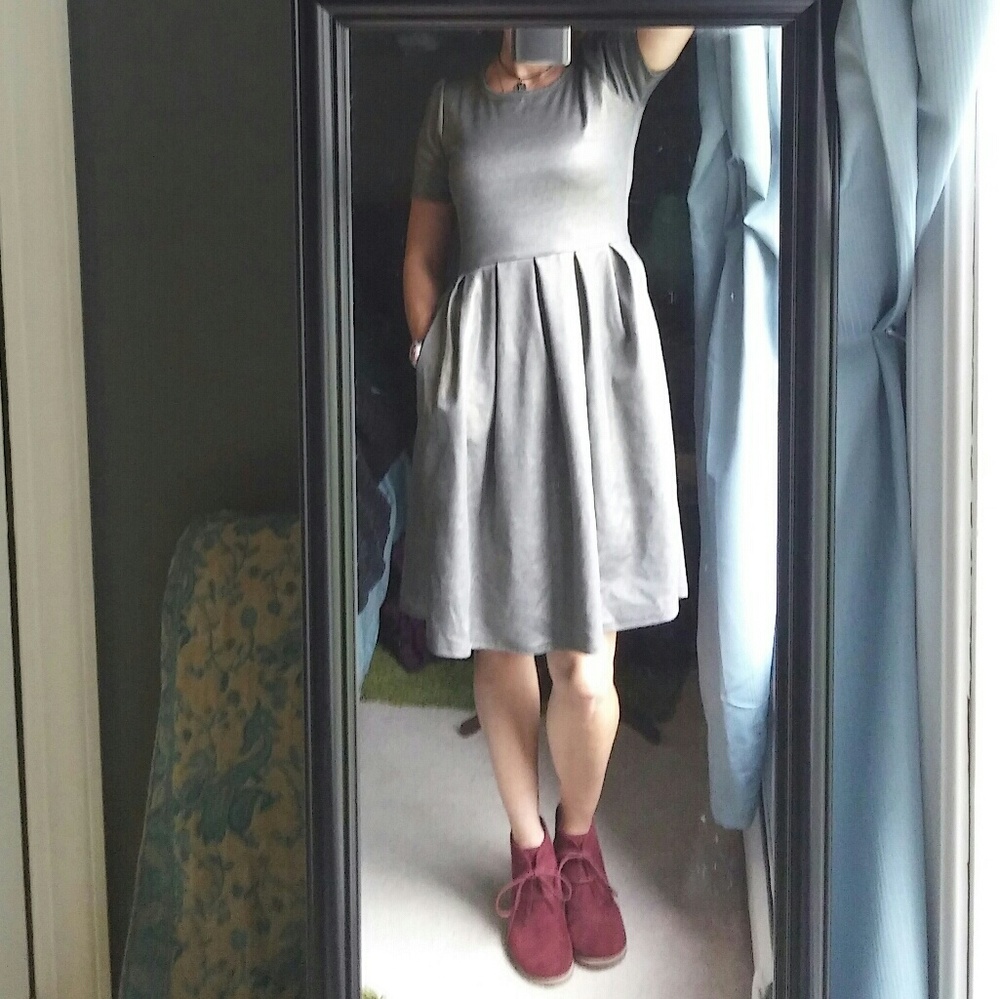 LuLaRoe Rare unicorn Limited Edition Amelia dress!