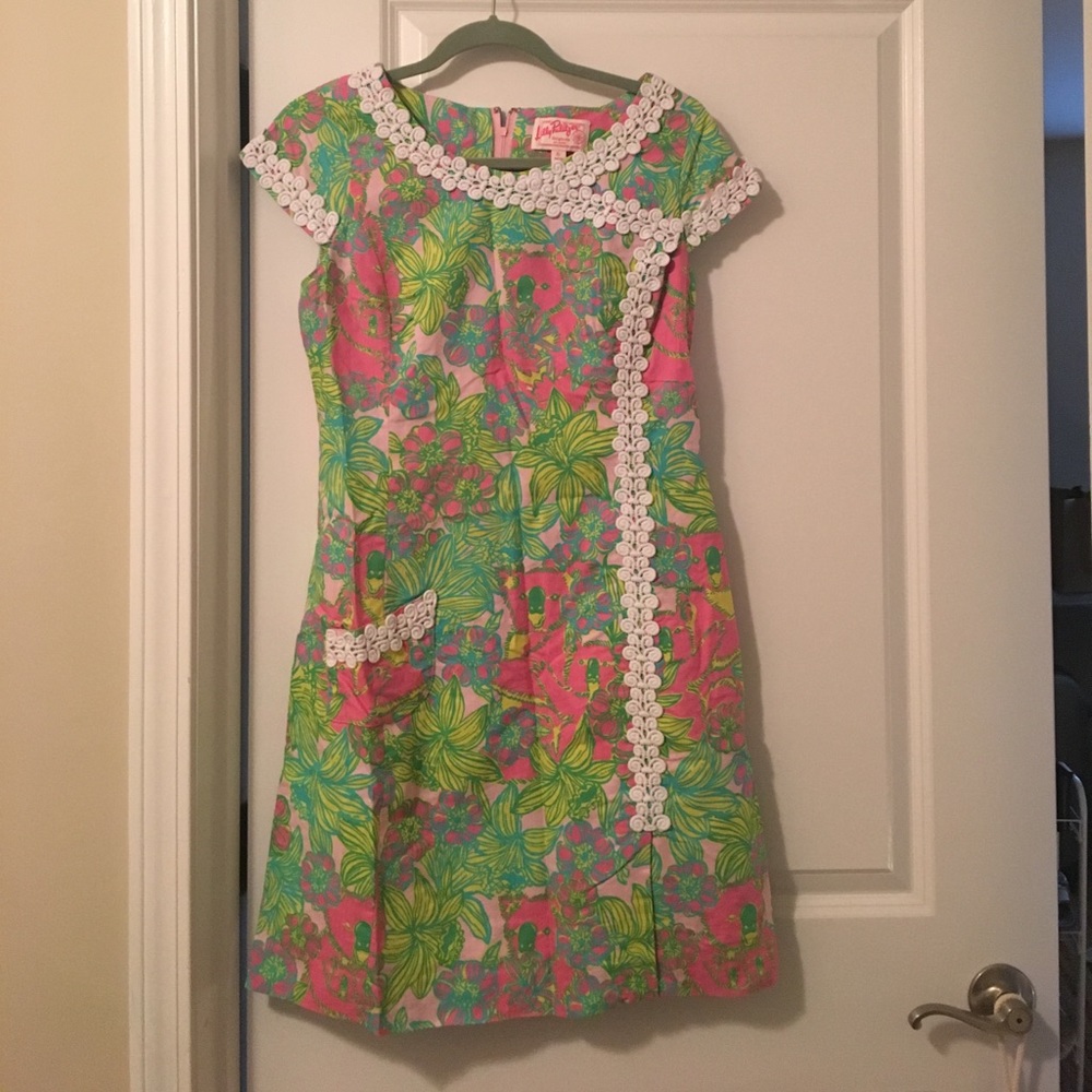 Lilly Pulitzer Cap sleeve shift dress