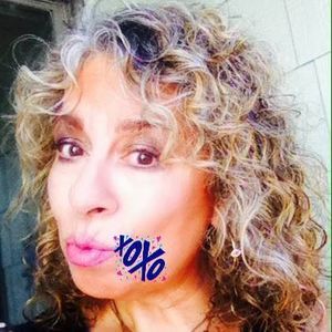 Meet your Posher, Randi