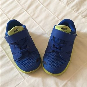 Nike Free Sneakers, Toddler Sz 8
