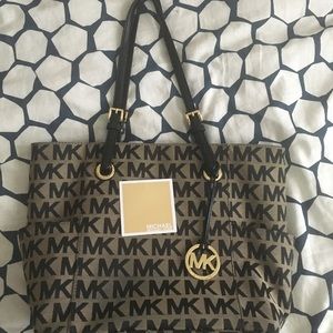 MK Purse