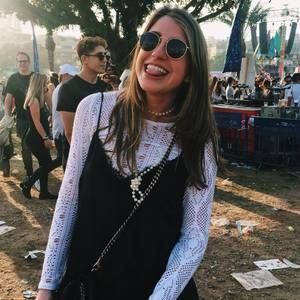 Meet your Posher, Julia