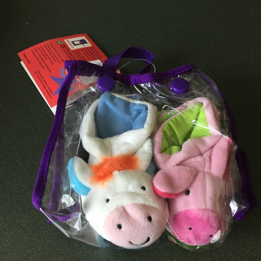 Manhattan baby Tiny Toes Booties 0-6 Months