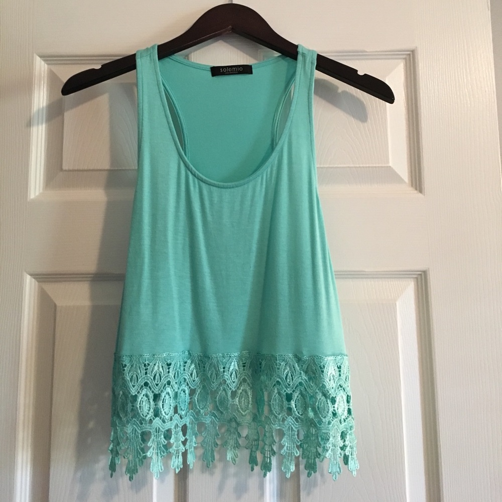 Crop top