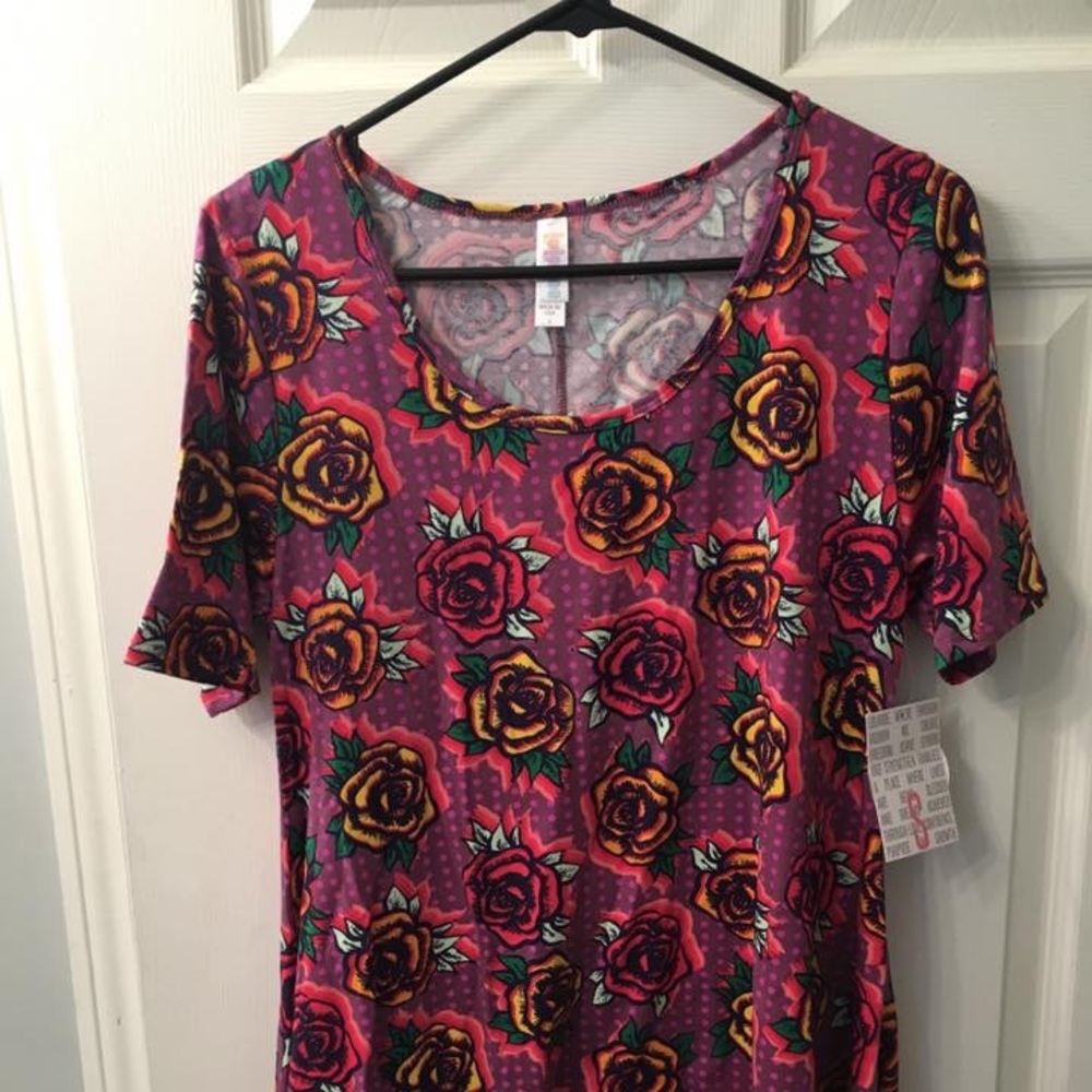Small Perfect Tee Lularoe