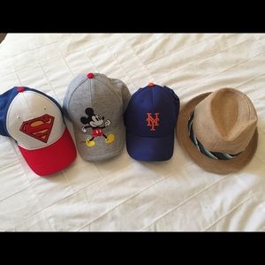 Lot of 4 toddler hats
