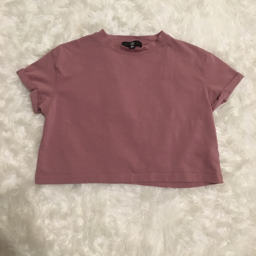 NEW WITHOUT TAGS Pink Missguided Crop Top