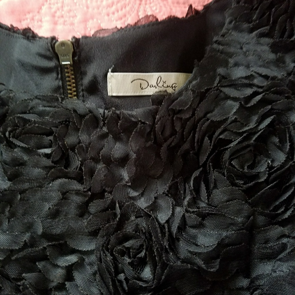 Black Rocker Elegance - Picture 4 of 5