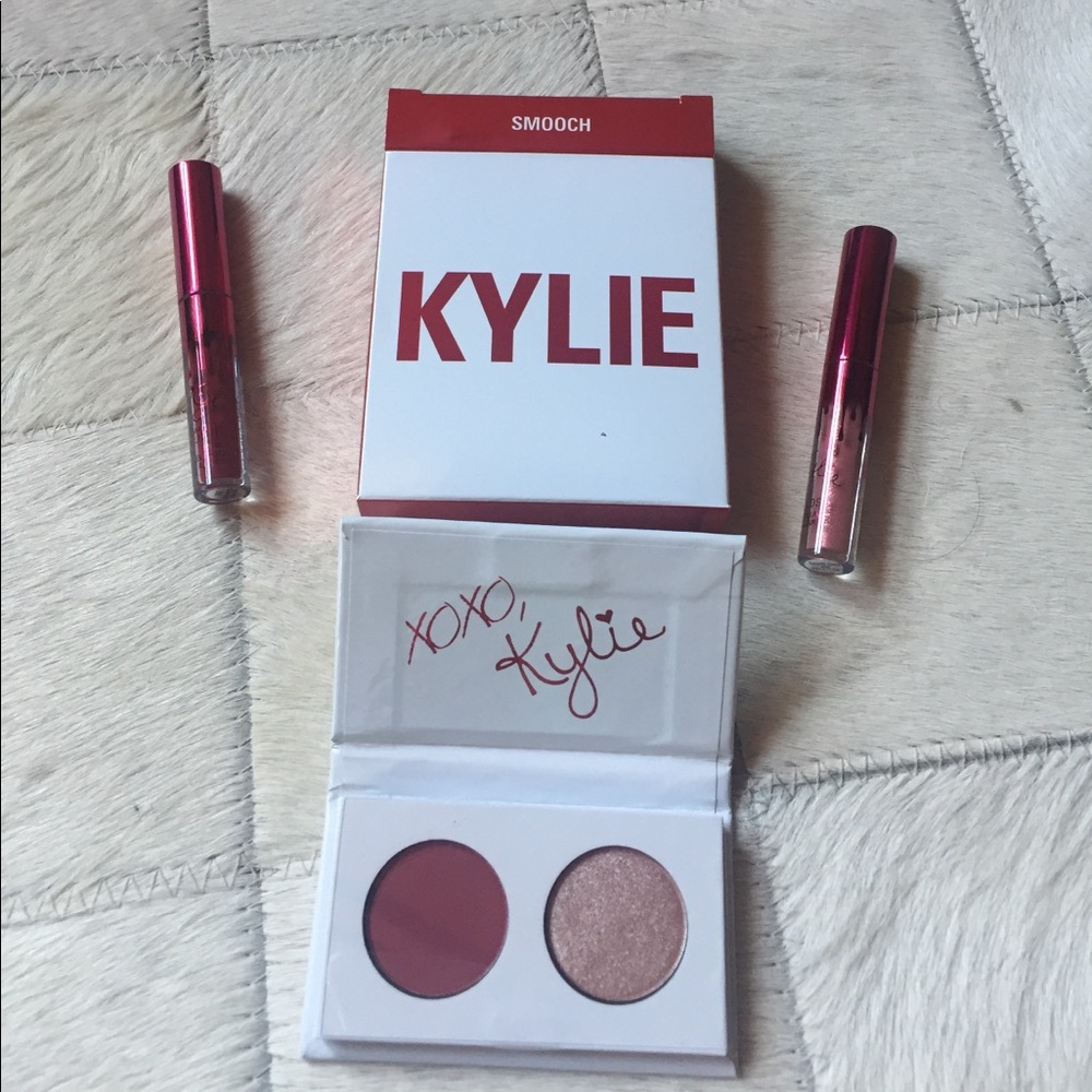 Kylie cosmetics Valentine's Day mini set