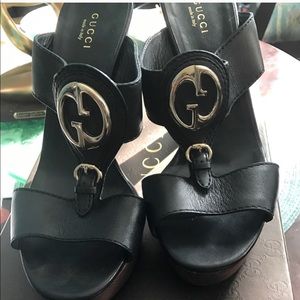 **Authentic** Gucci sandals