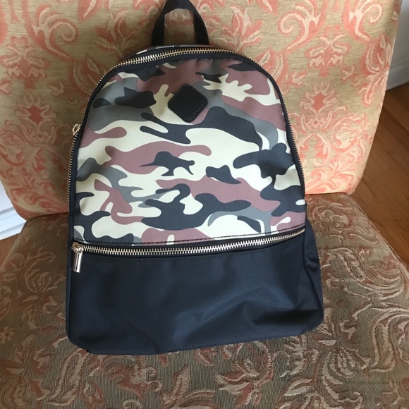 Handbags - Beautiful bag pack! 💕😘😘😘