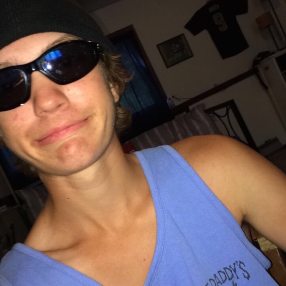 Meet your Posher, Sam - Picture 1 of 1