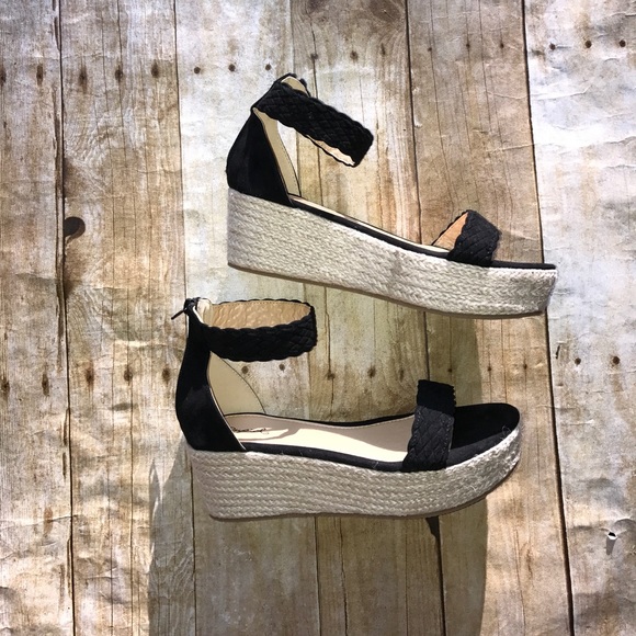 Shoes - Black Platform Wedge