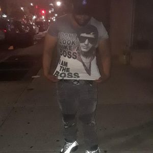 Meet your Posher, Farris