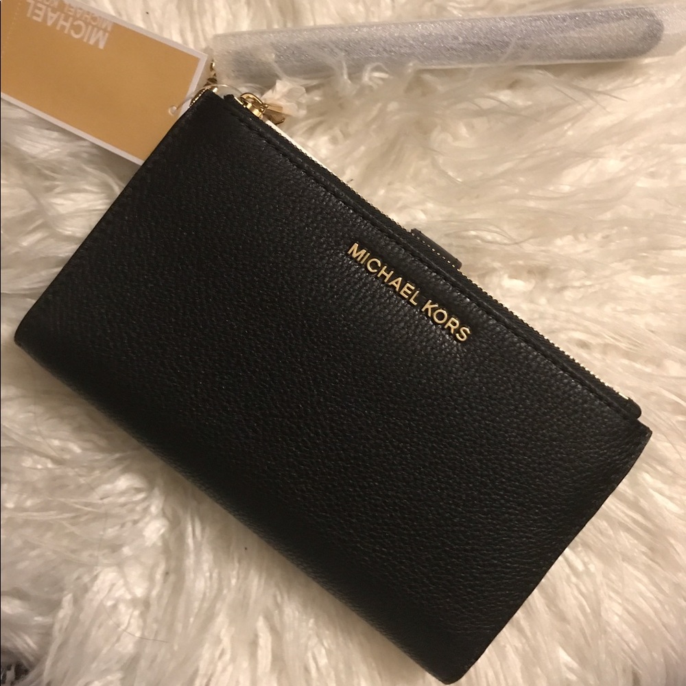 Michael Kors Adele Wallet