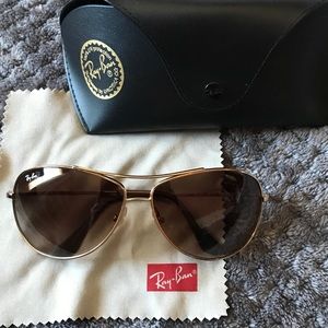 Ray Ban Aviator Sunglasses