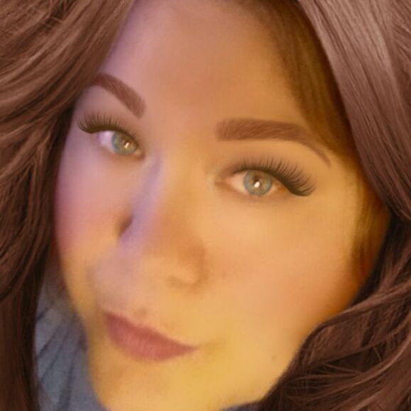 Meet your Posher, Tina - Picture 4 of 4