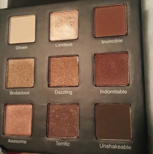 Realher II eyeshadow palette