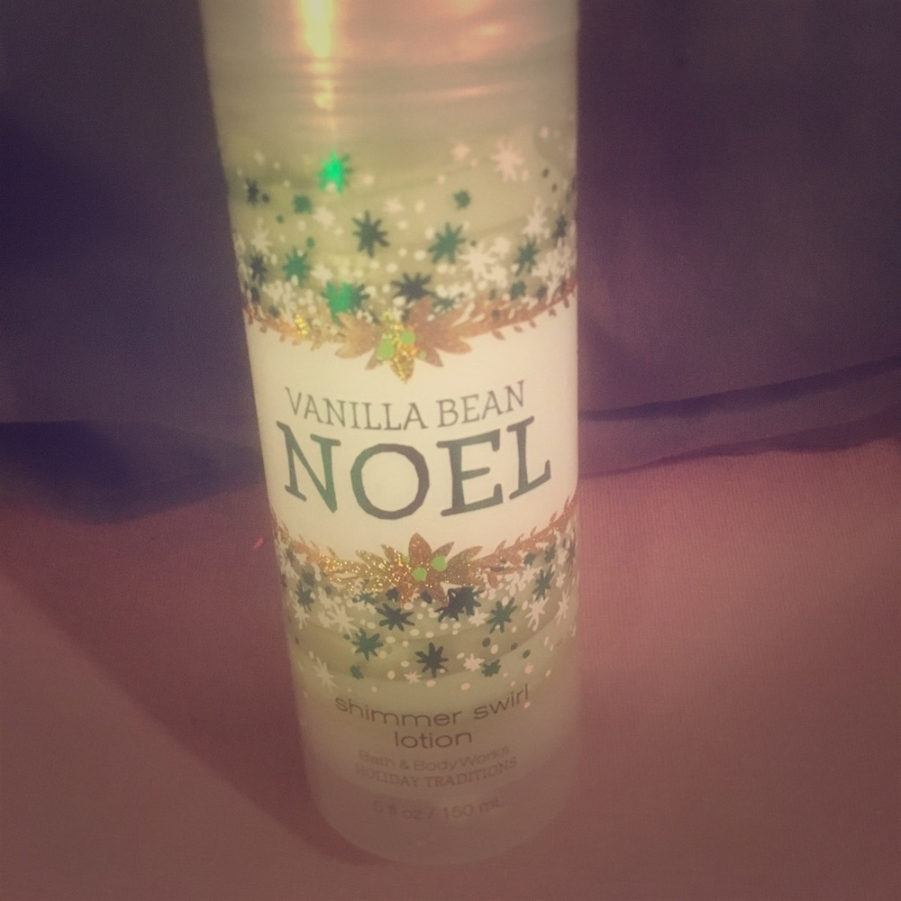 Vanilla Bean Noel Shimmer Swirl Lotion