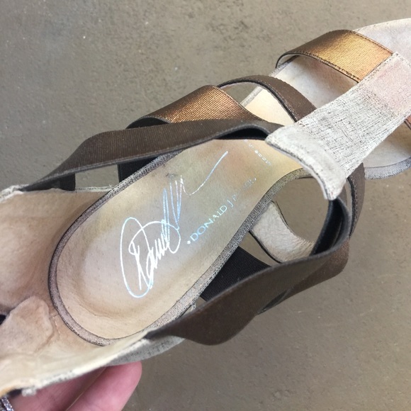 Donald J. Pliner wedge - Picture 8 of 8