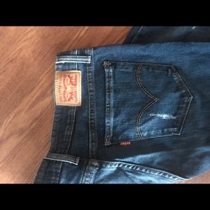 NWOT LEVI JEANS!