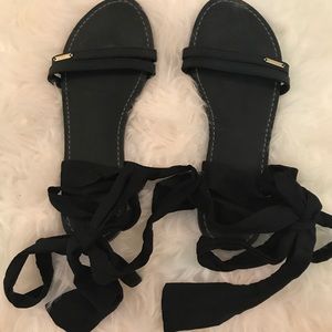 Abercrombie & Fitch black tie up sandals