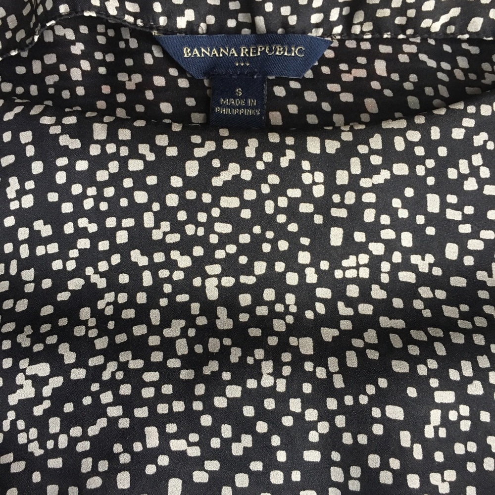 Banana Republic Blouse - Size Small