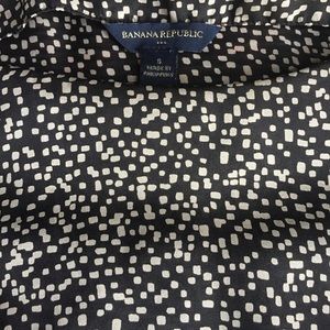Banana Republic Blouse - Size Small