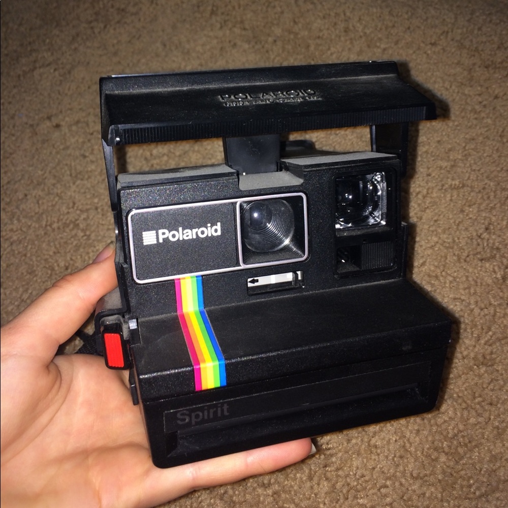 POLAROID 600 LAND CAMERA + FILM
