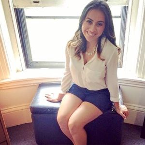 Meet your Posher, Vivian